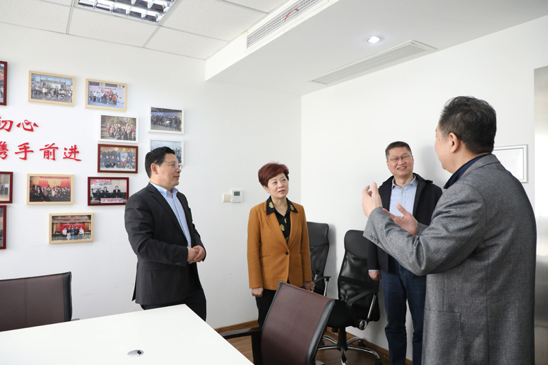 1E7A1618-王贝贝 摄.JPG 1E7A1618-王贝贝 摄.JPG