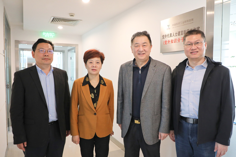 1E7A1602-王贝贝 摄.JPG 1E7A1602-王贝贝 摄.JPG