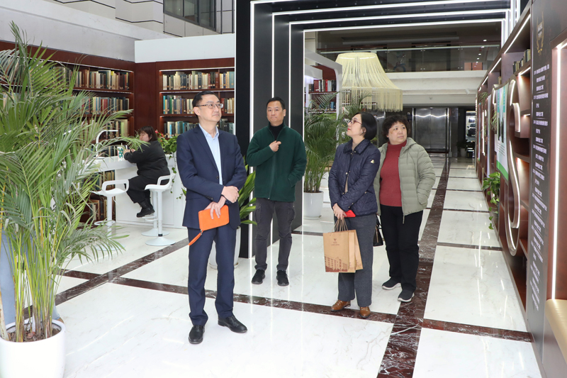 1E7A2805-陈君言 摄.JPG 1E7A2805-陈君言 摄.JPG