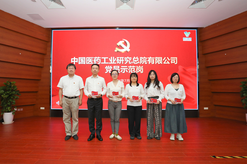 1E7A8196-陈君言 摄.JPG 1E7A8196-陈君言 摄.JPG